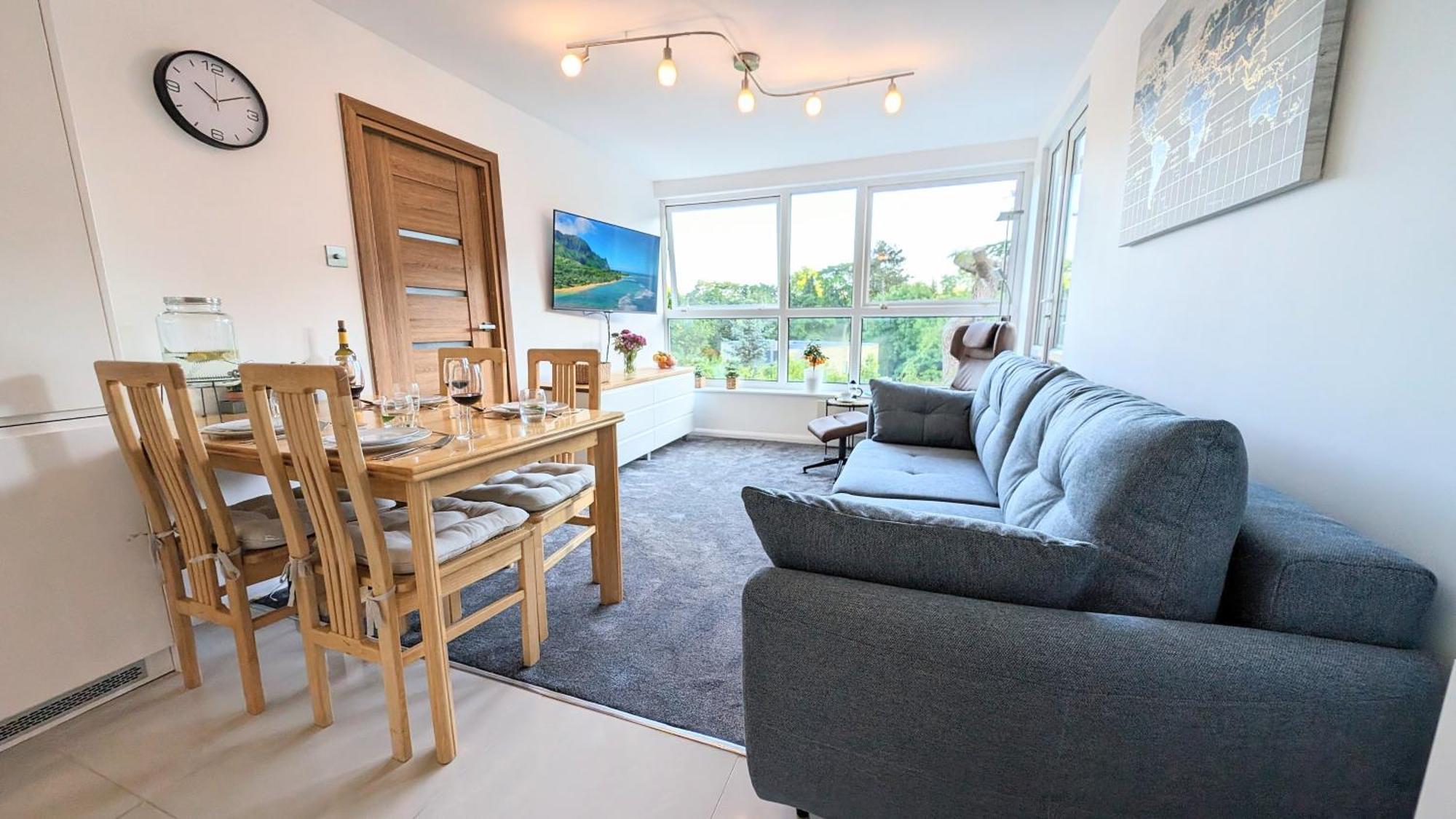Apartment Ranmoor Garden View